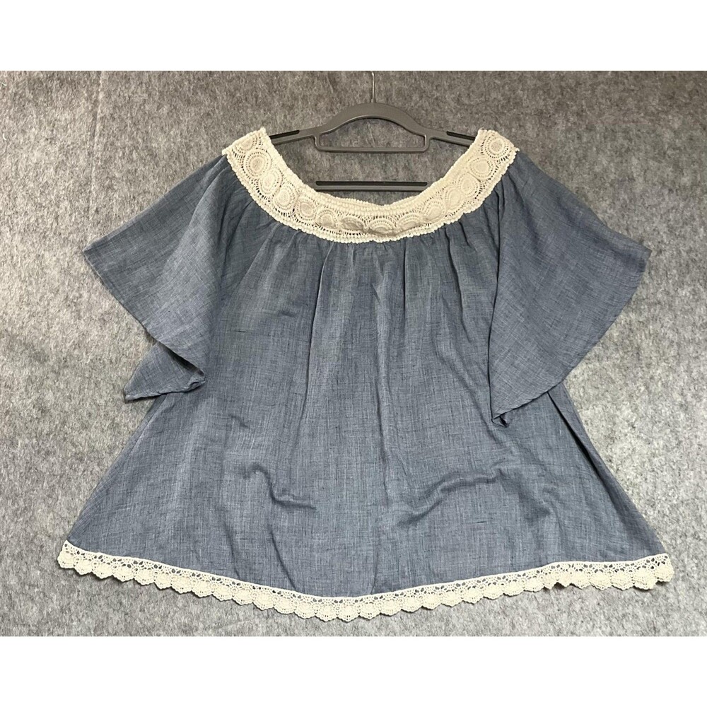 Flying Tomato Top Shirt Women Large Blue Chambray Crochet Trim Short Sleeve Boho